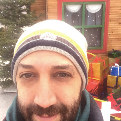 (Gökhan Danacıoğlu in Turkish) Gokhan Danacioglu's photo shot in Greece